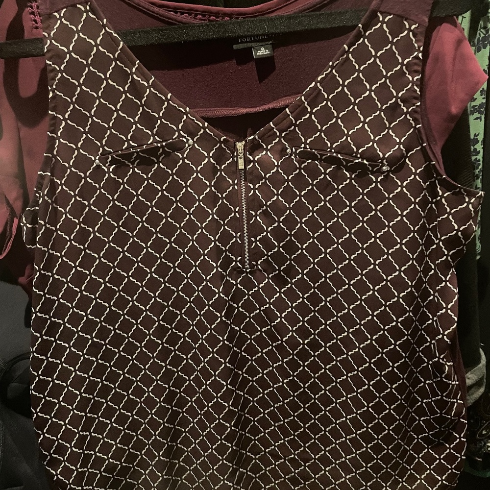 Fortune + Ivy Lighton Zip Detail Mixed Material Blouse - Maroon & White - XL